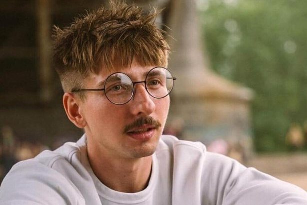 Cez den protestoval proti Kremlu v noci donasal FSB