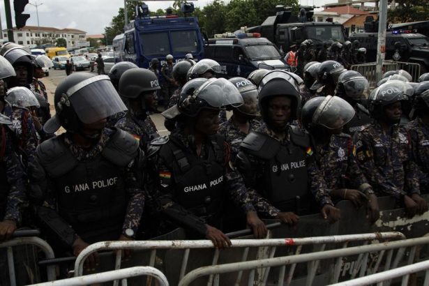 Ghana Pri nabore do armady zahynulo najmenej sest ludi