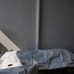 Hamas odovzdal Cervenemu krizu rakvu s telom rukojemnika