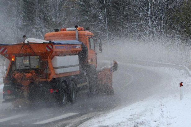 Horske priechody su v piatok rano zjazdne