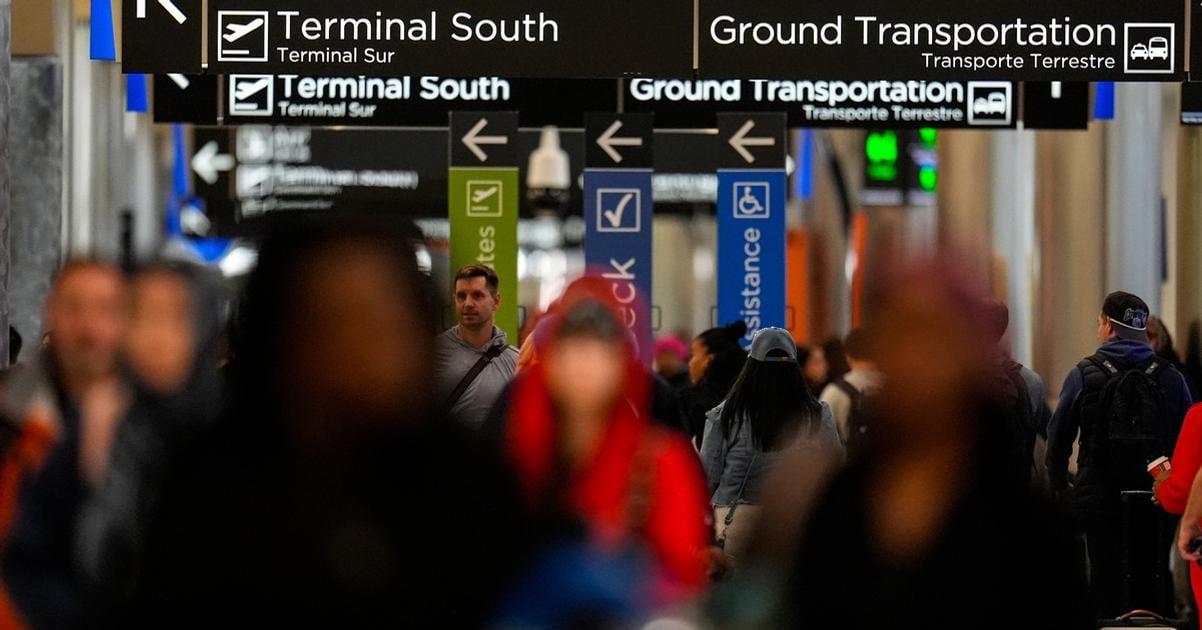 Leteckym spolocnostiam v USA hrozi slabksia sviatocna sezona