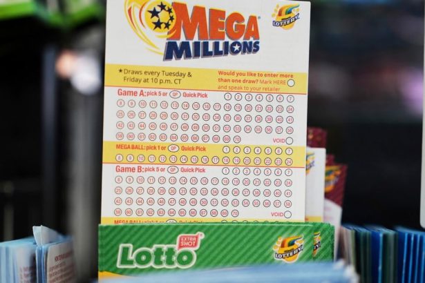 Loteria Mega Millions Vyherny tiket podal niekto v Georgii