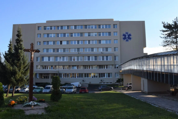 O lucenecku nemocnicu sa zaujima skupina Agel