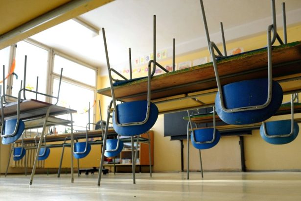 Obce a mesta potrebuju obnovit budovy ukazal prieskum