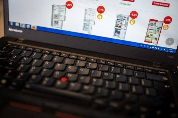 Policia vyzyva na ostrazitost pri online nakupoch Black Friday