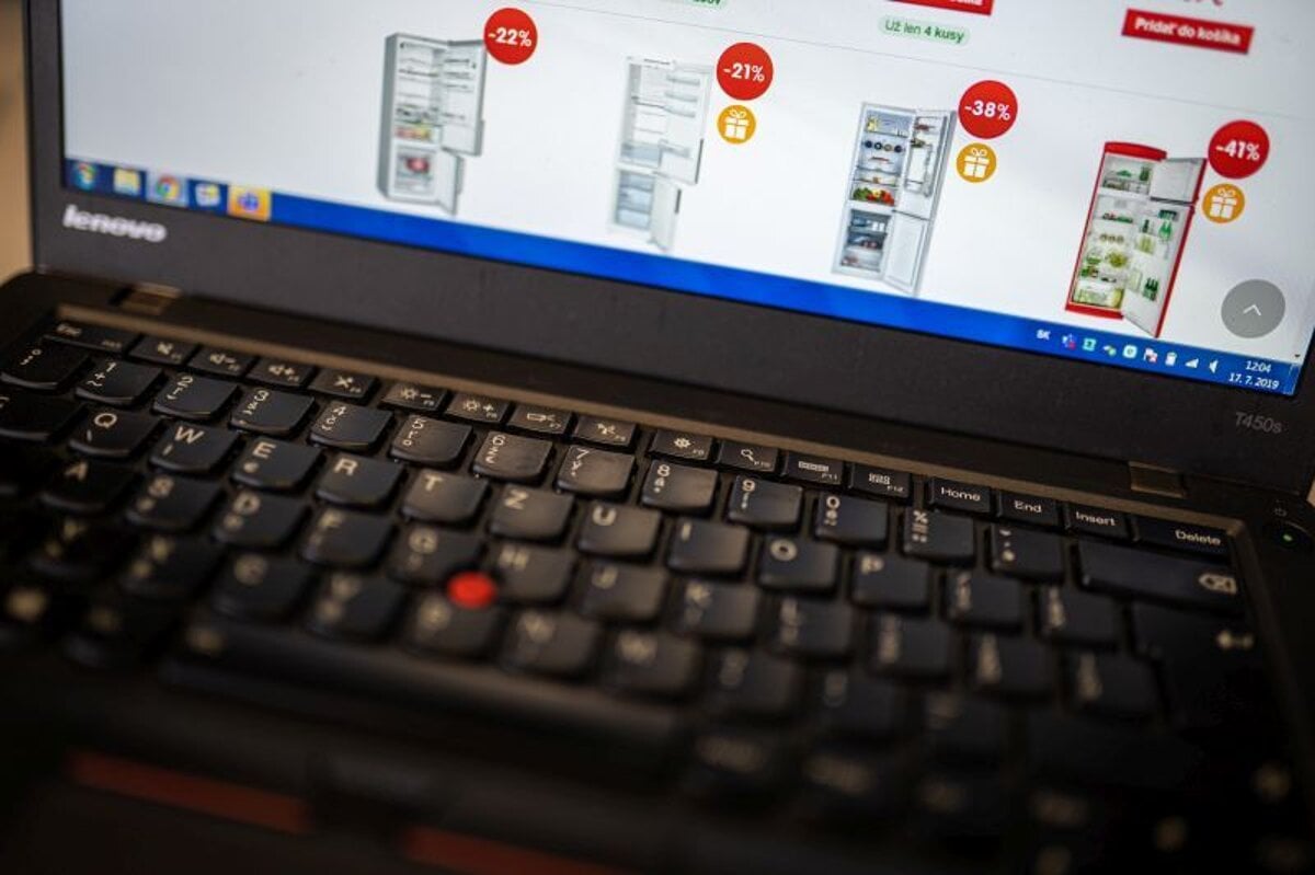 Policia vyzyva na ostrazitost pri online nakupoch Black Friday