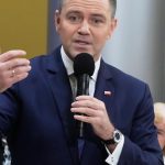 Polsko Premier Tusk kritizoval prezidenta Nawrockeho