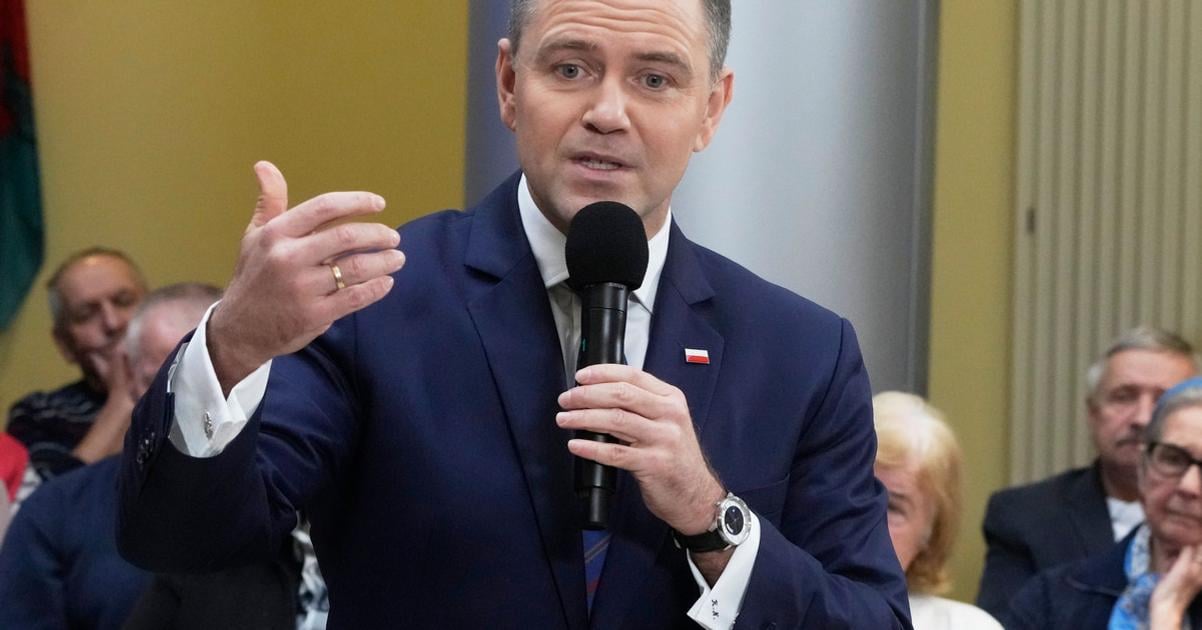 Polsko Premier Tusk kritizoval prezidenta Nawrockeho