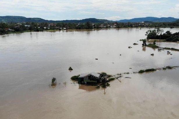 Vietnam Pocet obeti nicivych povodni stupol na 55