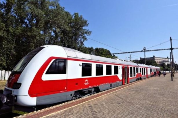 Vlaky medzi Zvolenom a Sahami koncia