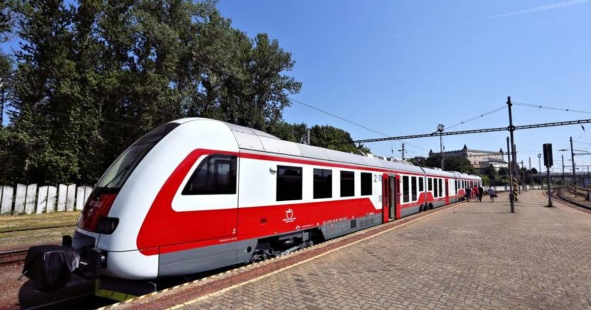 Vlaky medzi Zvolenom a Sahami koncia