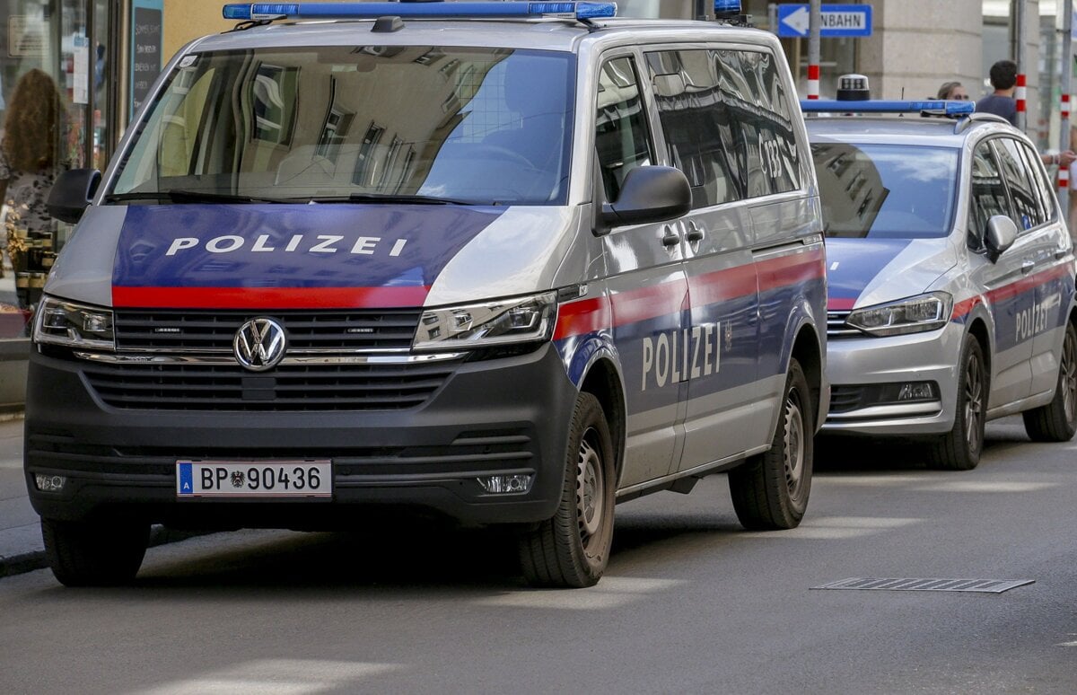 Vo Viedni odhalili skrysu so zbranami Hamasu