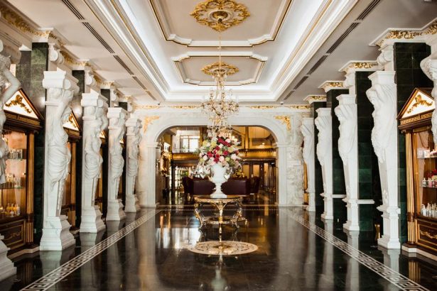 Vo vnutri Aphrodite Spa termalne bazeny sauny a liecebne procedury na Slovensku