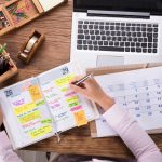 Zeny po materskej celi spolocenskemu tlaku a nizsiemu platu