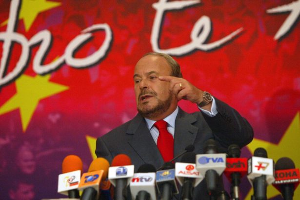 Zomrel byvaly premier a vodca albanskej lavice Fatos Nano