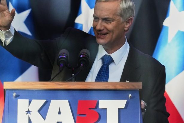 Favoritom v druhom kole prezidentskych volieb je pravicovy Antonio Kast