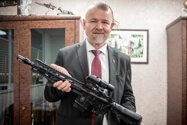 Ministerstvo sa zaobera kuracinovymi zbranami v Rusku