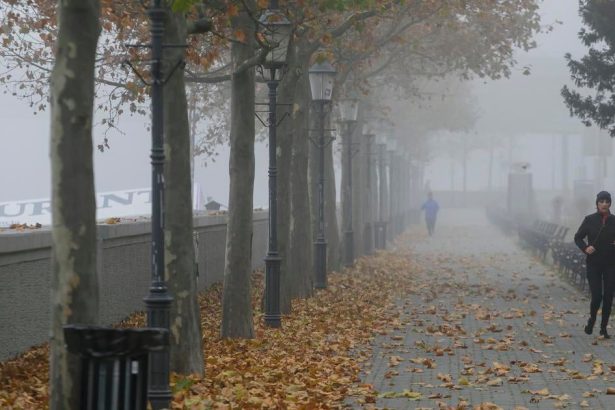 Na celom uzemi Slovenska treba pocitat s hmlou