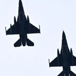 OBRANA Dnes mali pristat tri stihacky F 16