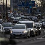 Policia Kolony na D2 do Ceska pretrvaju do vecera