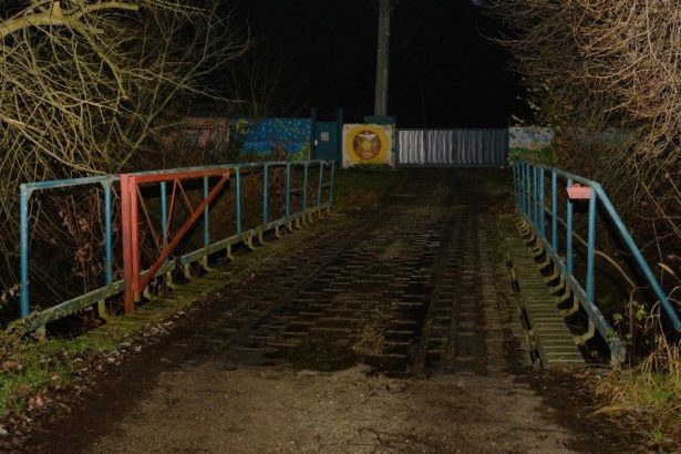 Policia Mladi lupici vylakali muza na stretnutie zbili ho a olupili