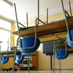 Pre zvysenu chorbnost zatvorilo 22 skol tri nemocnice zakazali navstevy