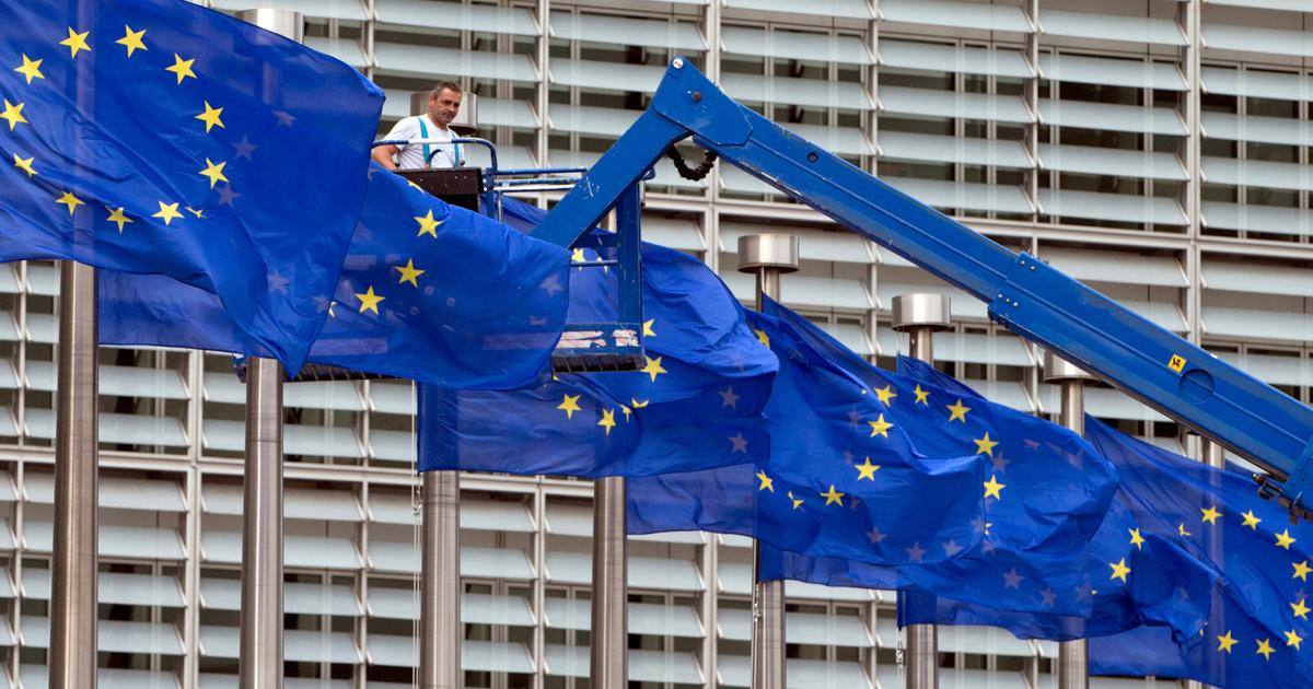 Rada EU rozsirila sankcny zoznam osob podporujucich rusku flotilu