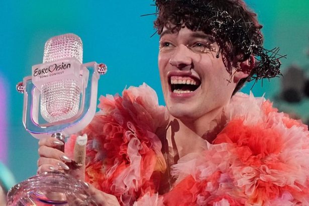 Svajciarsky vitaz Eurovizie sa vzda trofeje