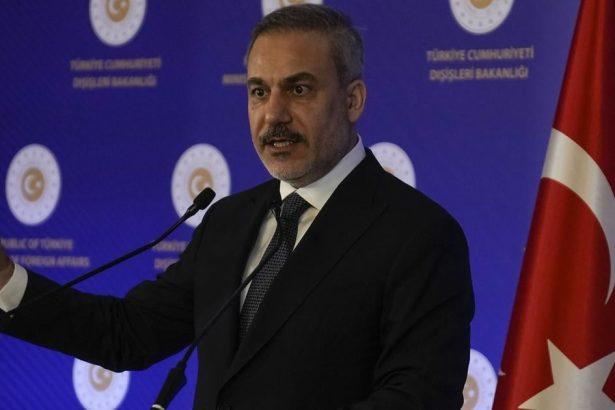 Turecko rokovalo s NATO o bezpecnosti v Ciernom mori