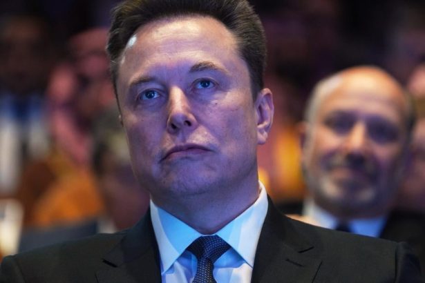 Unia odmieta vyzvy Elona Muska na rozpustenie