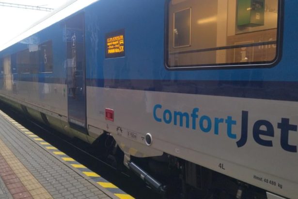 ZSSK nasadzuje nove vozne na medzinarodne rychliky