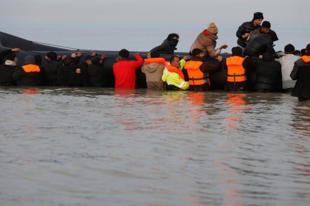 Cez Lamanssky prieliv prislo vlani do Britanie 41 tisic migrantov