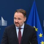 Eurokomisar pre energetiku vyjadruje obavy z vysokeho stupna zavislosti EU na americkom plyne