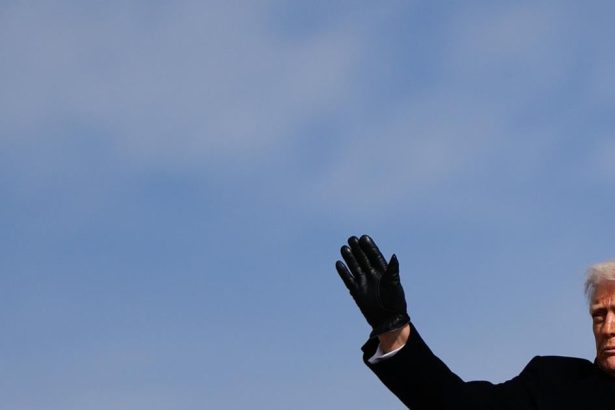 Expertn analzy Bli sa vrchol trumpizmu o rok me by Trump pre republiknov bremenom