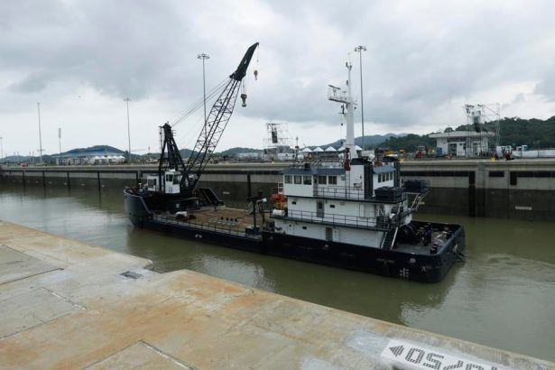 Najvyssi sud Panamy zrusil koncesiu na prevadzku pristavov v prieplave