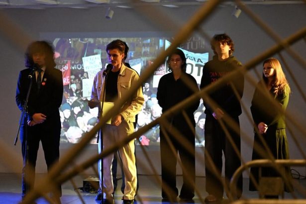 Nechcu sa pozerat na rozvrat krajiny