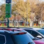 Rezort vnitra sa nebrani diskusii o znizeni vysky pokut za parkovanie v Bratislave