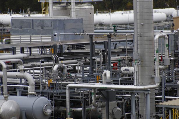 Rusko zacalo predavat Indii ropu vyrazne pod cenu len za 22 az 25 dolarov za barel