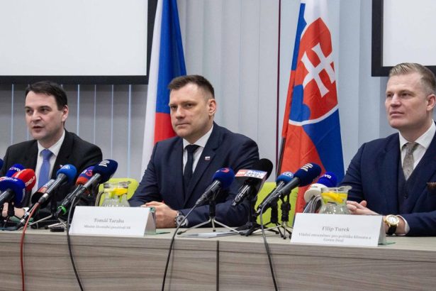 Slovensko a Cesko budu podla Tarabu tandem ktery sa v Bruseli nebude bat otvarat rozne temy