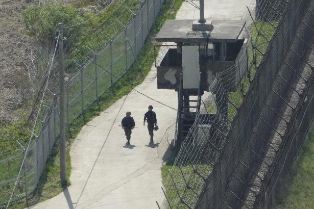 Trom Juhokorejcanom podozrivym z kauzy dronov nad KLDR zakazali vycestovat do zahranicia