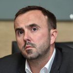 Vlada podla PS zlyhava v rieseni krizy dostupneho byvania co najma ohrozuje mladych