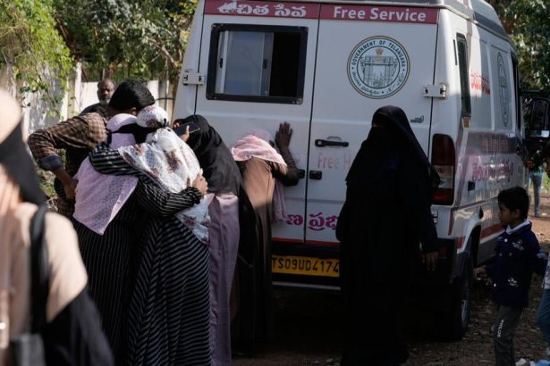 Autobus v Nepale sa zrutil z horskeho svahu pri nehode zahynulo 17 ludi