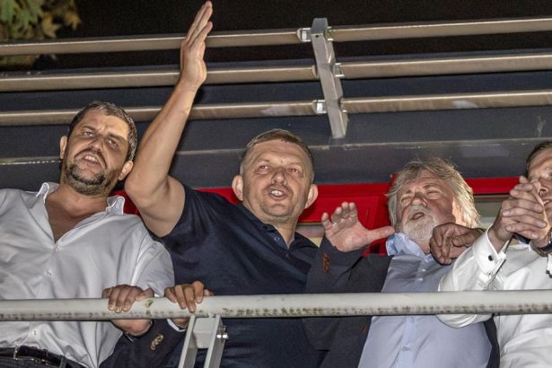 Ficovi bratranci sa chcu zbavit milionovych dlhov Ich biznis so statom nevysiel nedokazali platit dodavatelom