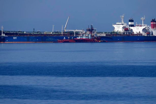 Janaf zarucuje dodavku ropy pre Madarsko a Slovensko