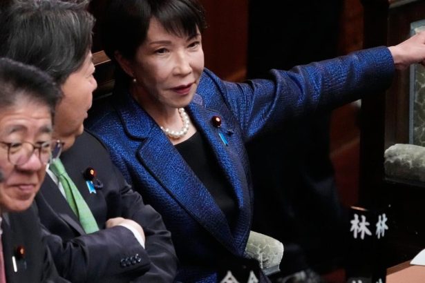 Japonsko Takaiov znovu zvolili za premirku po vtazstve vo vlbch