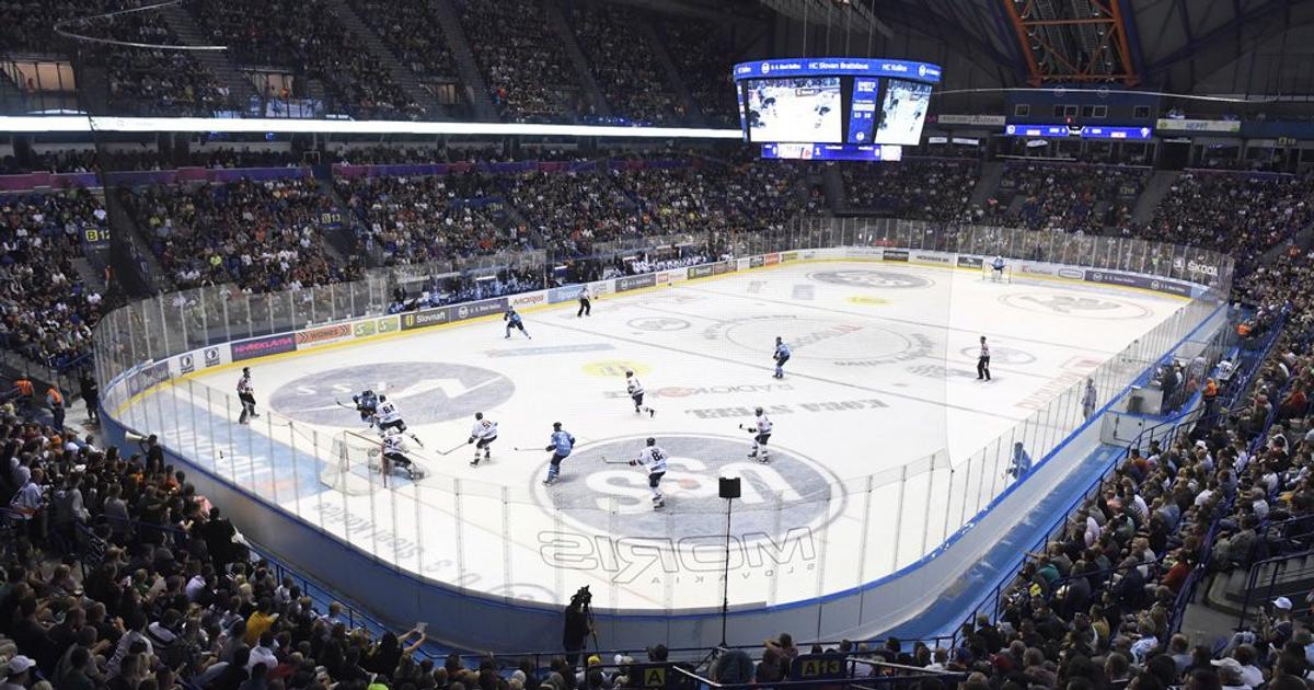 Kde sa zmesti stovky novych sedadiel Rekonstrukcia Steel Areny vyvolava otazky