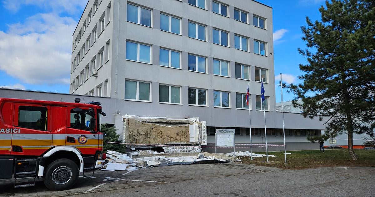 Klientske centrum v Komarne bude od piatka pracovat v obmedzenom rezime