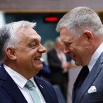 Madari o testuju ci je mozne obnovit demokraciu volbami