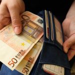 Nominalne mzdy lani vzrastli vo vsetkych sledovanych sektoroch