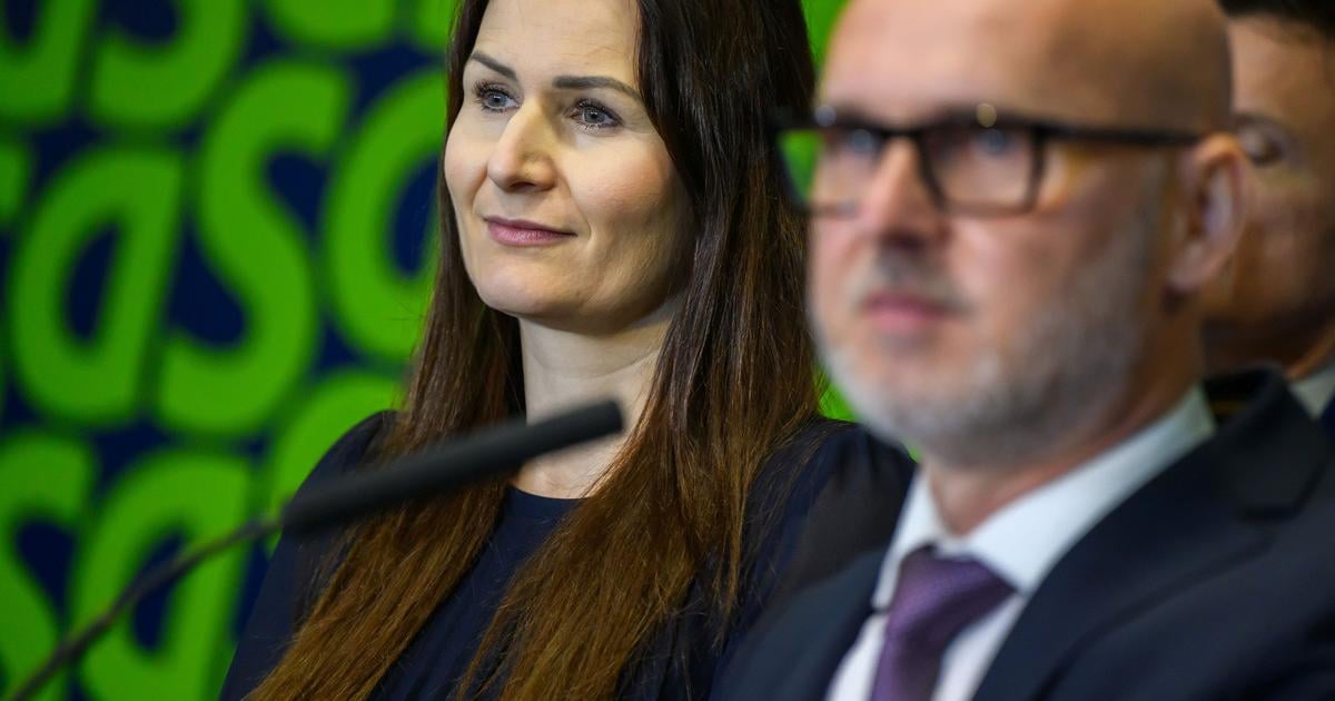 OPOZICIA Liberali vyzyvaju ministra vnutra aby zrusil 40 milionovy tender na poradcov a ziadaju aj vysvetlenie